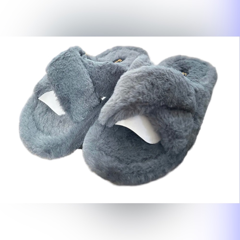 SEVEN7 FOOTWEAR - Kiki Faux Fur Slide - PLATINUM